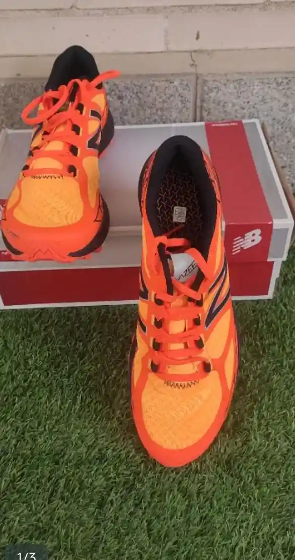 Turuncu new balance koşu ayakkabısı ilan görseli