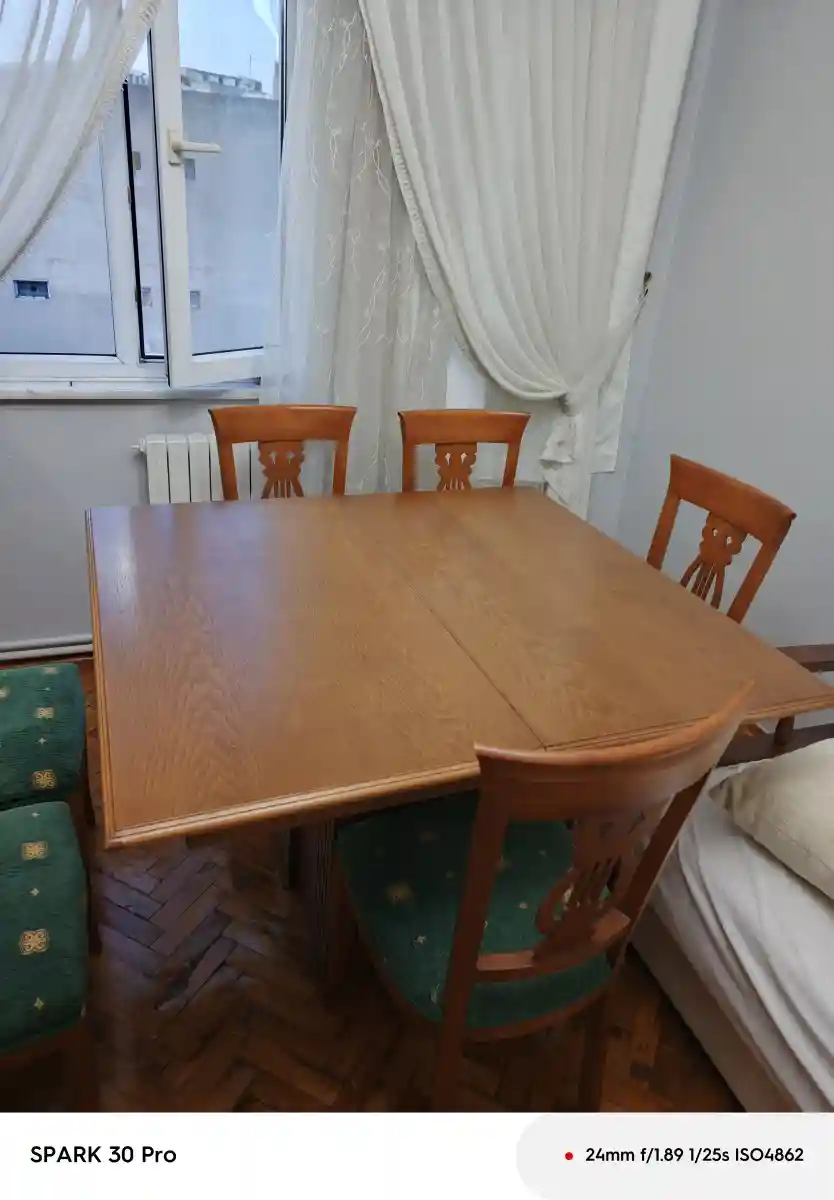 8 adet sandalyeli yemek masası