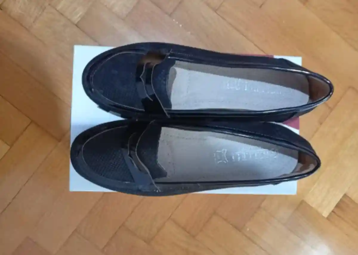 Siyah kadın loafer ayakkabı