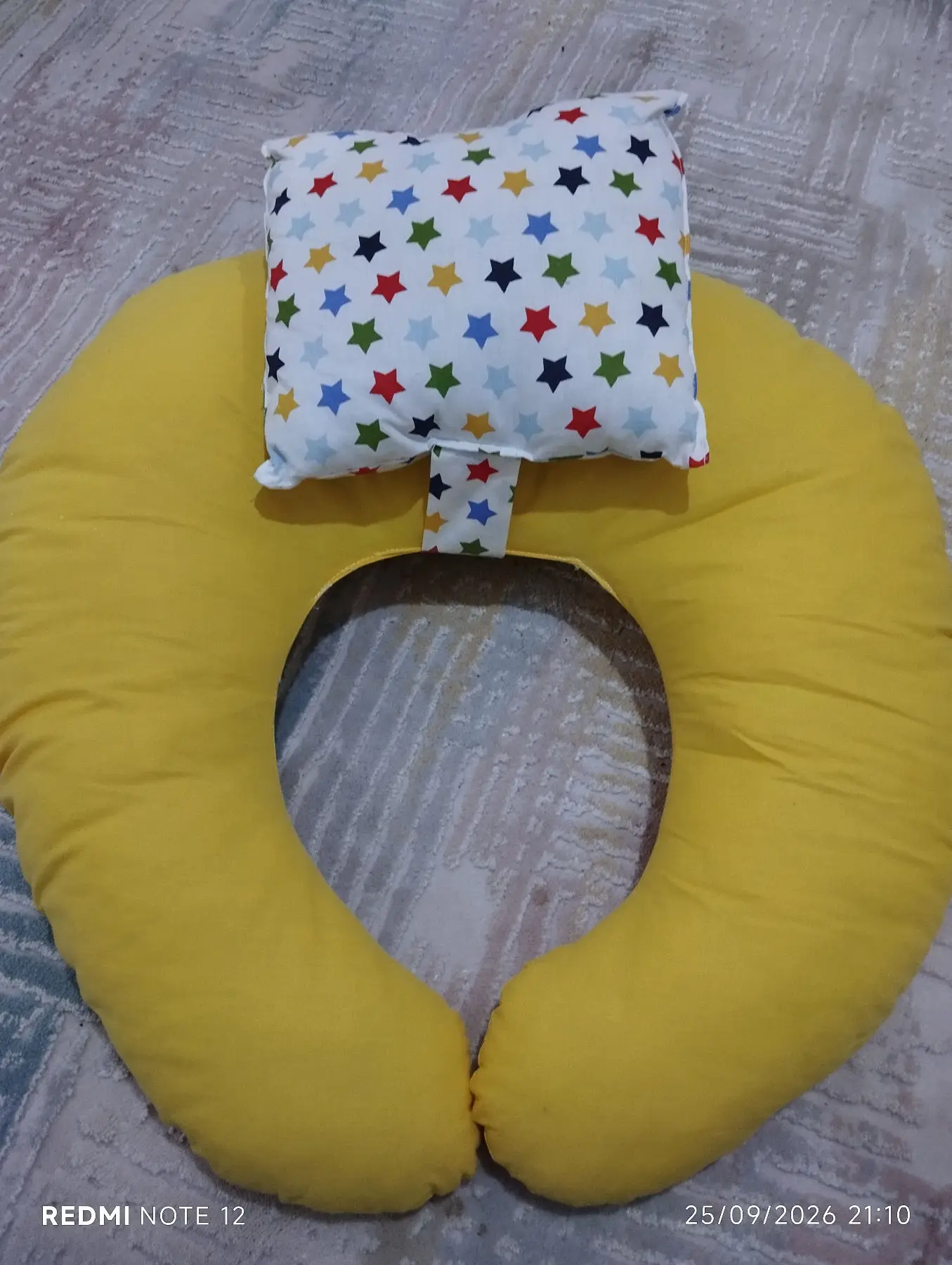 Bebek emzirme yada oturma minderi kullanılmamış