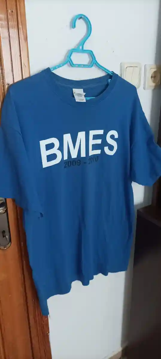 Mavi bmes tişörtü