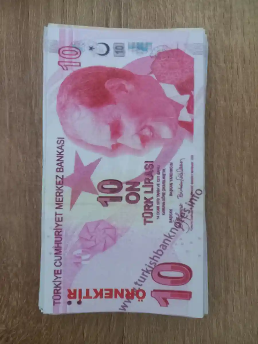 5,10,20,50,100,200 ve dolar banknot çok sayıda ilan görseli