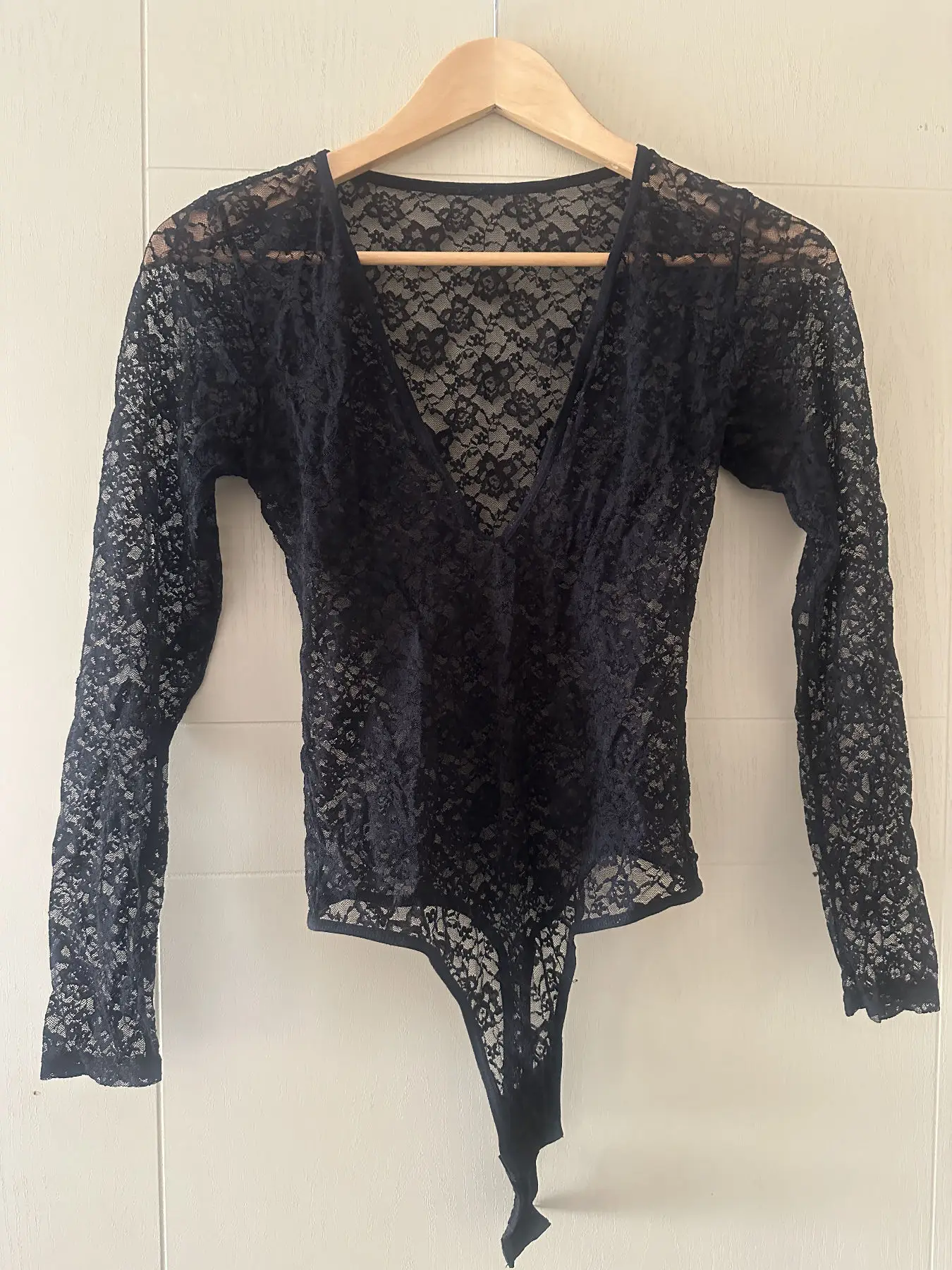 Siyah dantel bodysuit çıtçıtlı tangalı