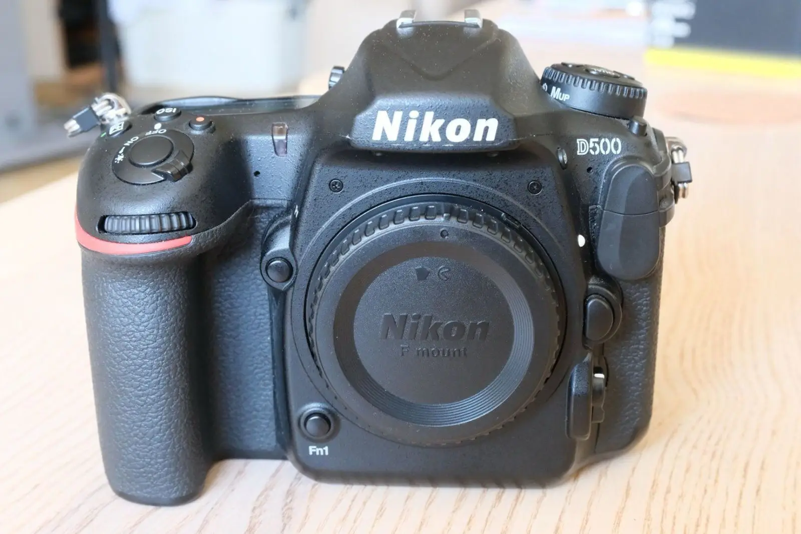 Nikon d500 + grip + af-s dx