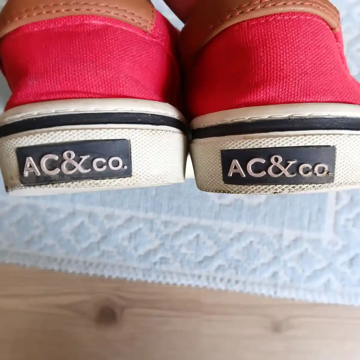 Kırmızı ac&co. ayakkabı
