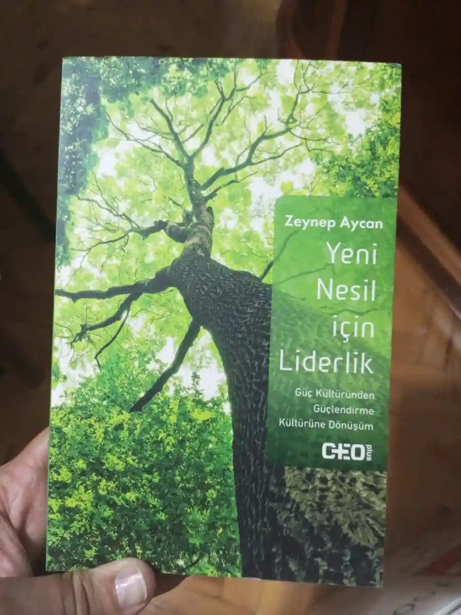 Yeni nesil i̇çin liderlik kitabı