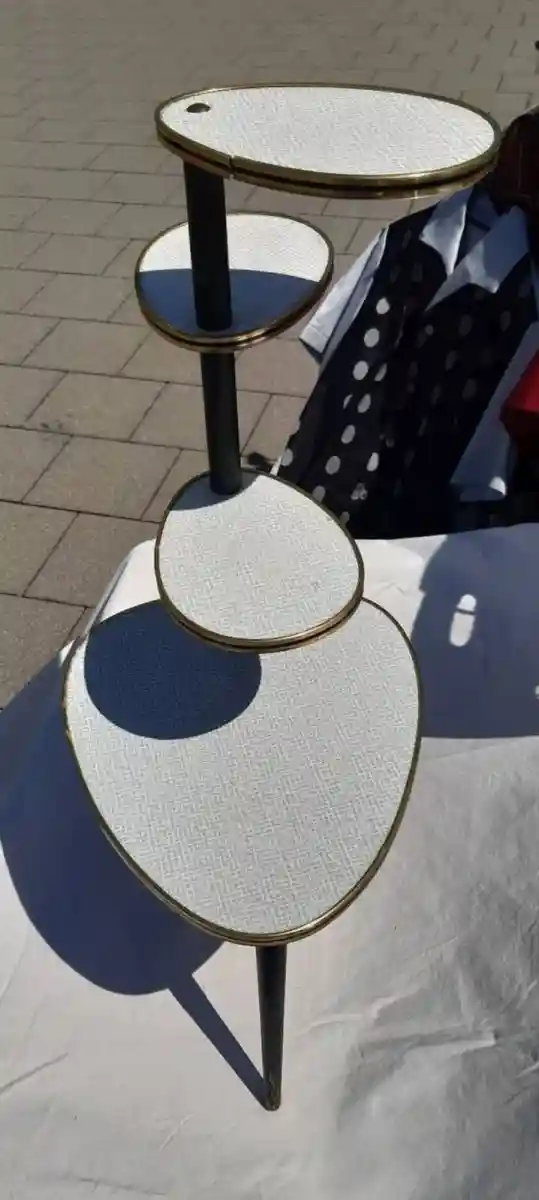 şık tasarımlı dekoratif raf