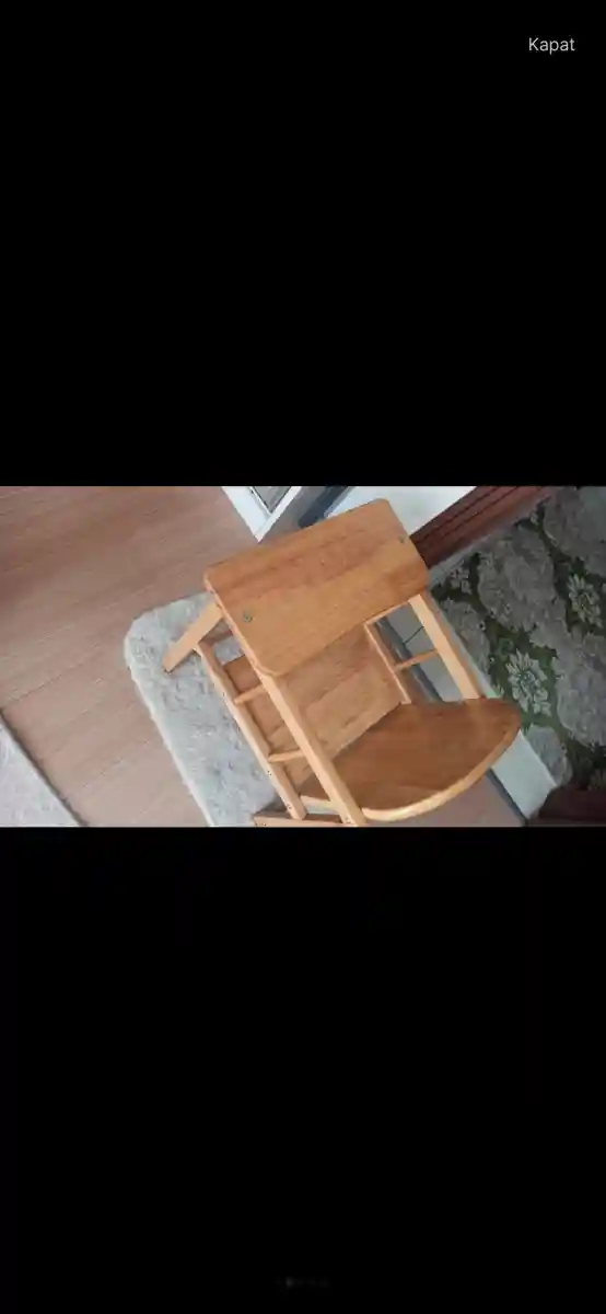 Ahşap çocuk sandalyesi