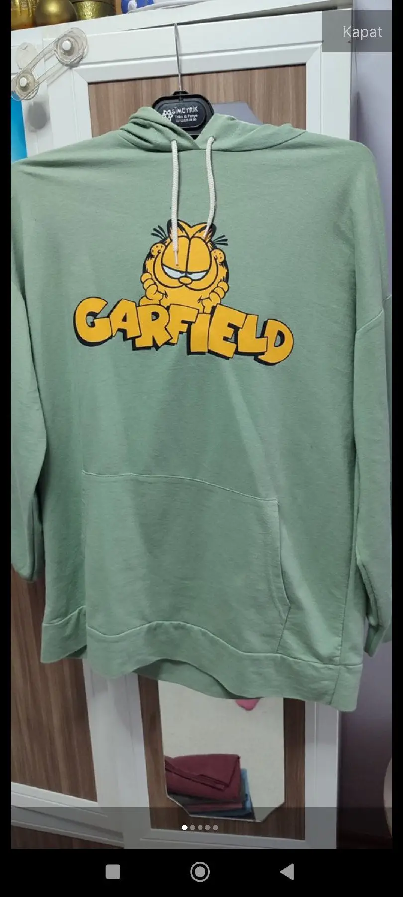 Garfield baskılı yeşil kapüşonlu sweatshirt
