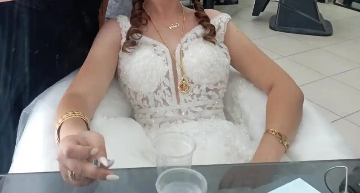 şık gelinlik