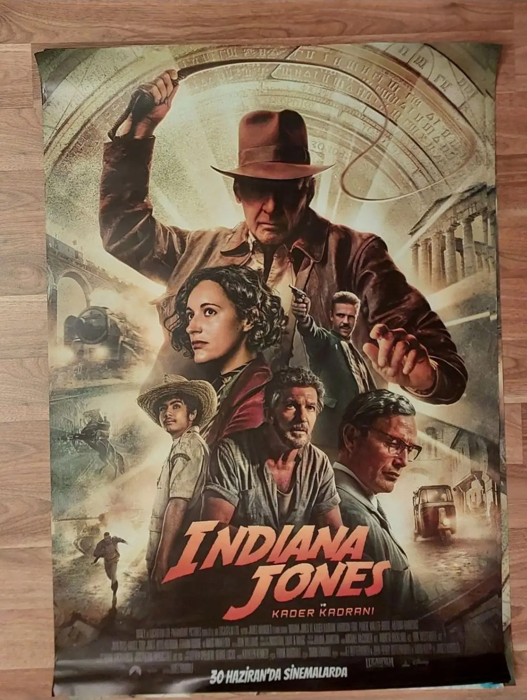 Indiana jones film afişi 70x100 orijinal rulo şeklinde yollanır