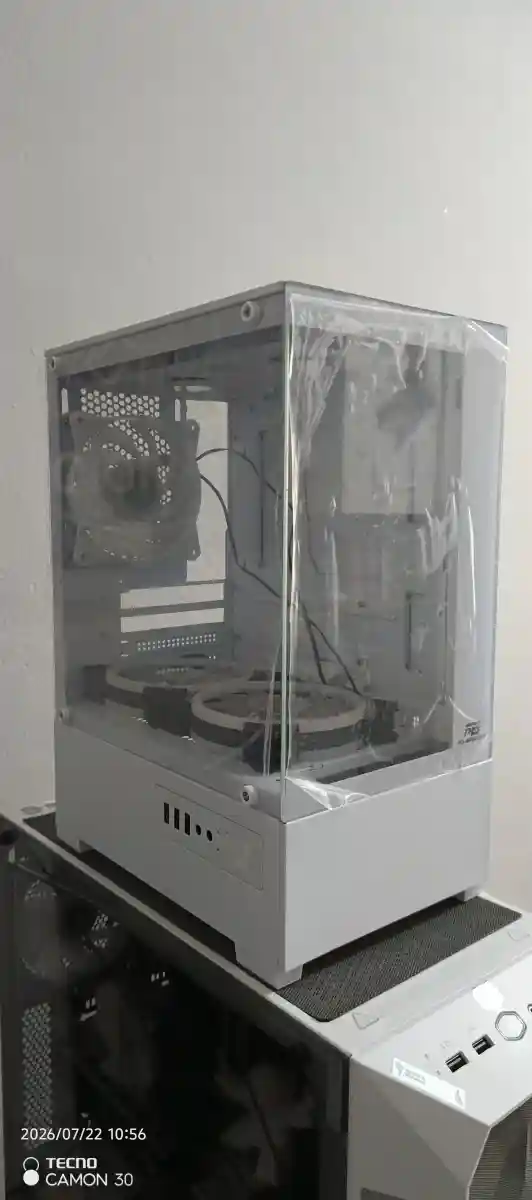 Powerboost beyaz bilgisayar akvaryum boş kasa (sıfır&fanlı