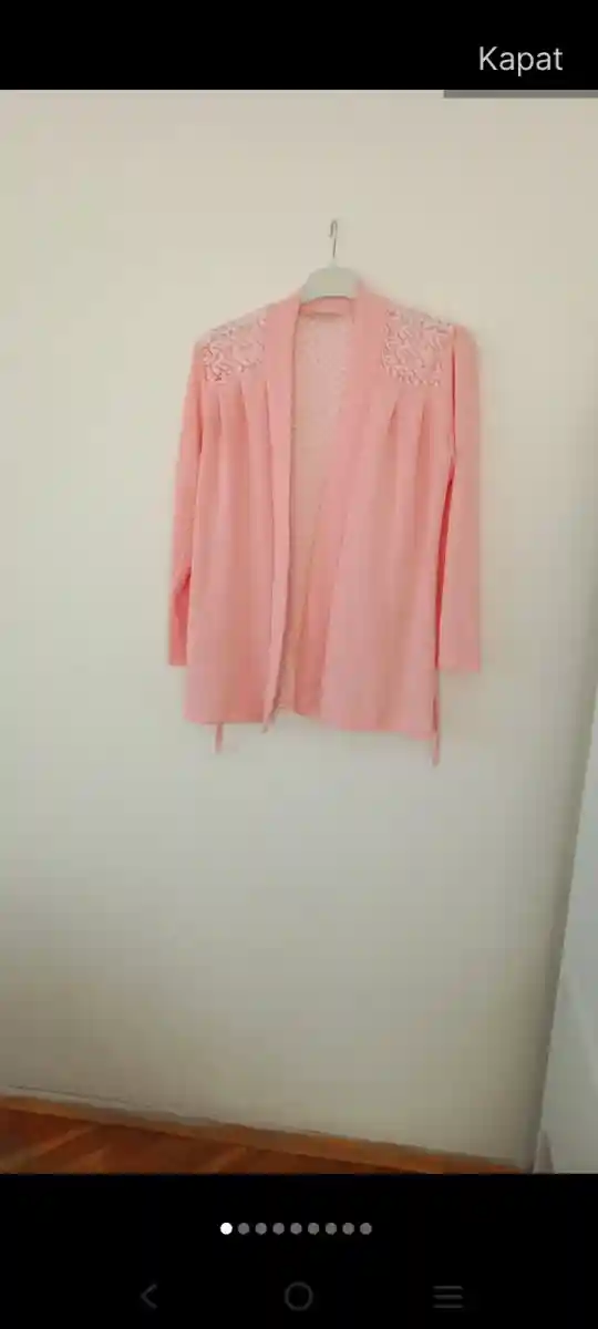 Dantel detaylı pembe hırka
