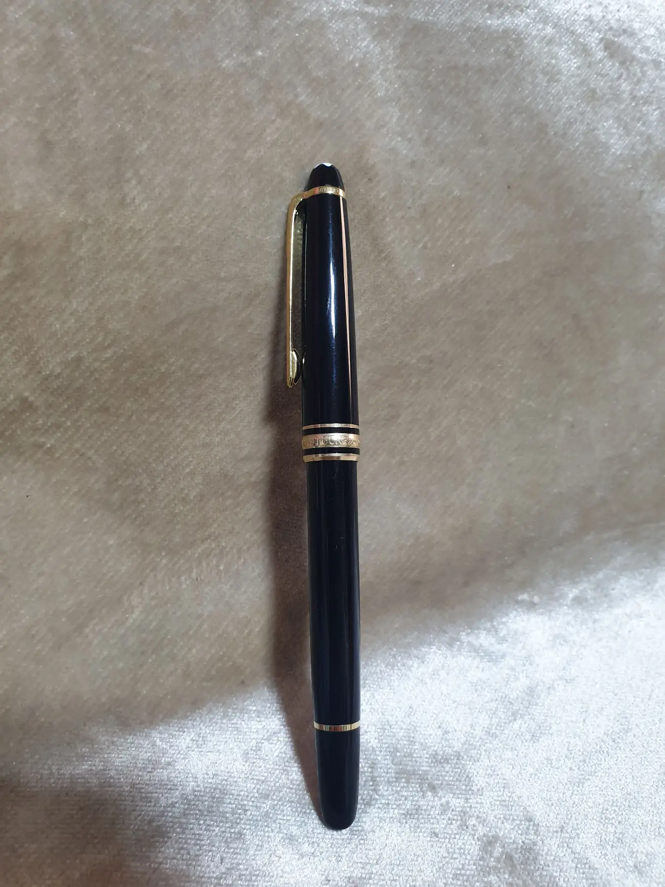 Montblanc tükenmez kalem