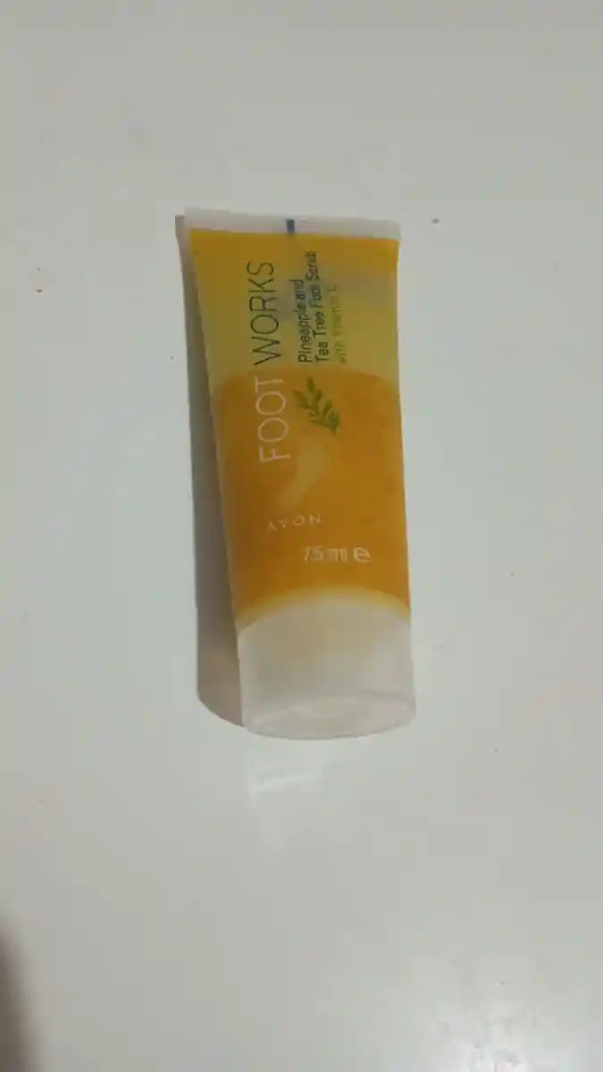 Ayak yumuşatıcı krem - avon