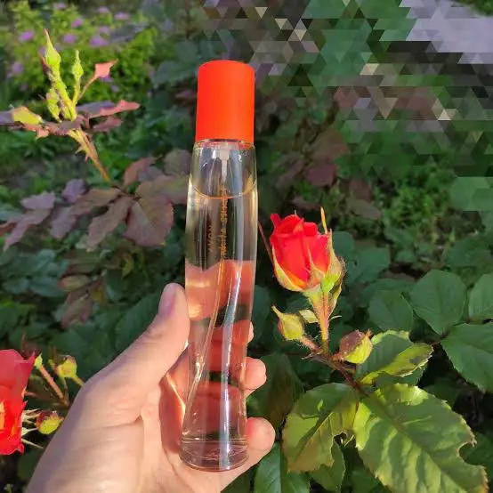 Narenciye aromalı parfüm avon ilan görseli