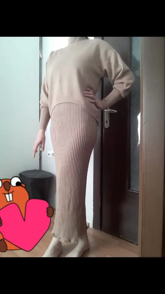 Bej renk triko elbise