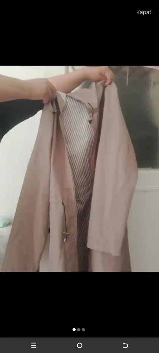 Bej renk kadın trenckot