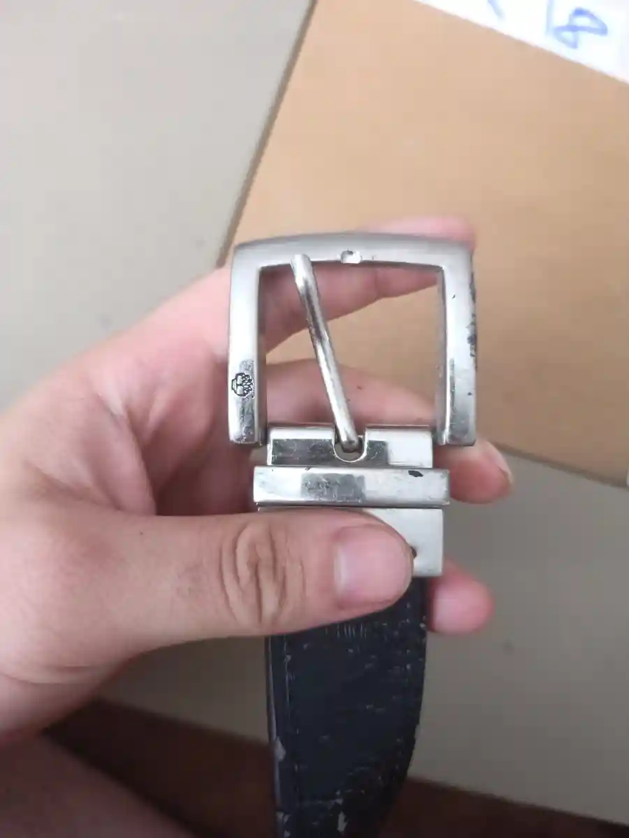 Orijinal timberland marka, 113 cm uzunluğunda, dönebilen mekanizmalı metal tokaya sahip erkek k