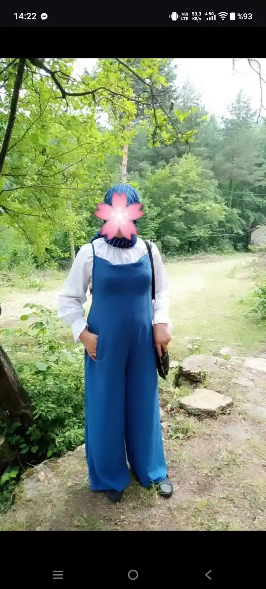 şık mavi tulum