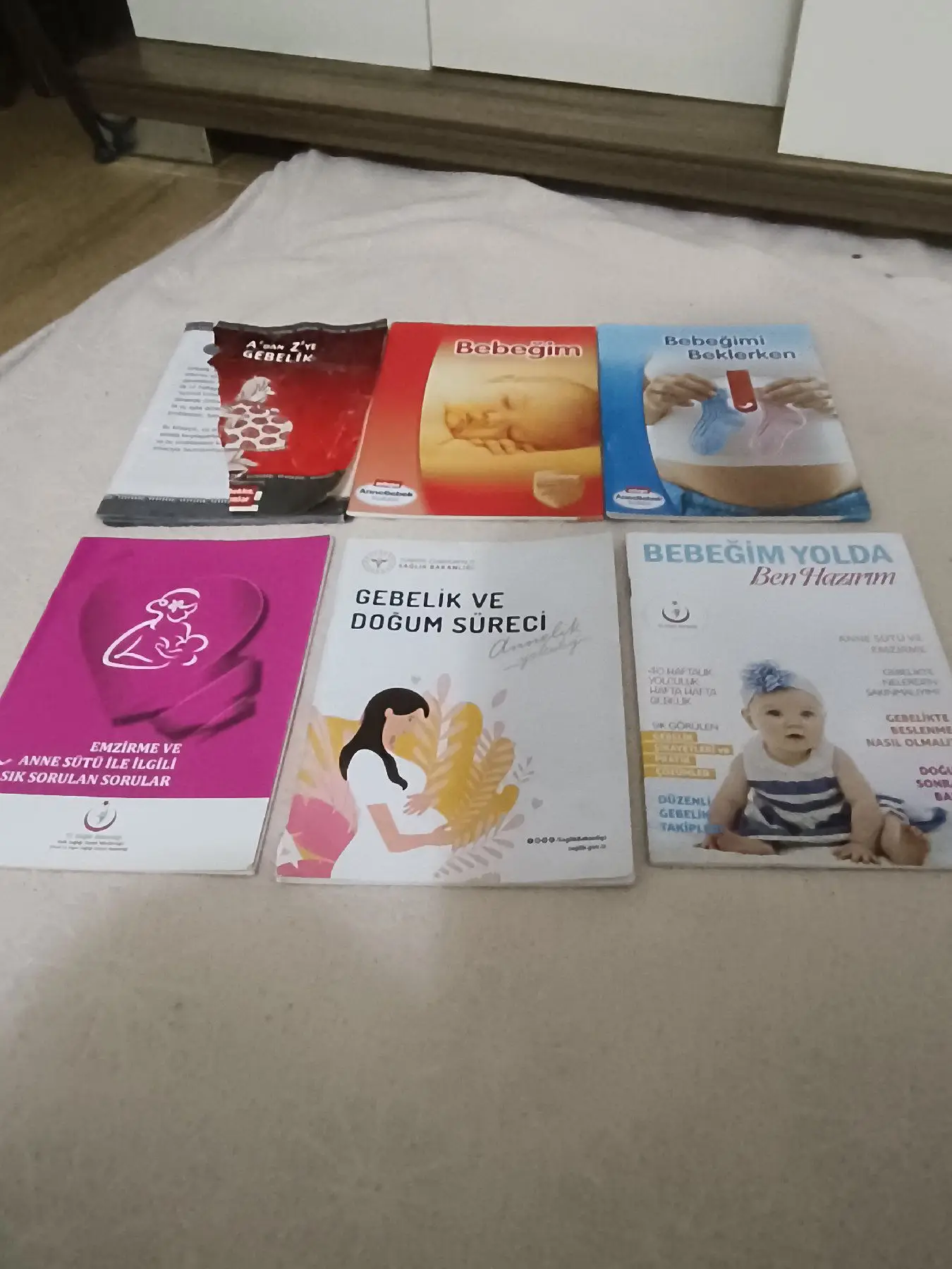 Gebelik  doğum ve bebek bakımı 6 adet dergi ilan görseli