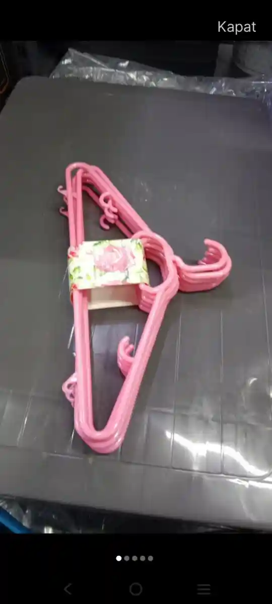 Pembe plastik askı seti