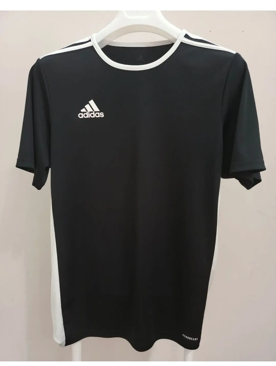 Adidas siyah spor tişört m beden