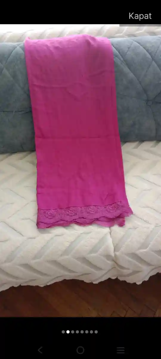 Dantel detaylı pembe şal