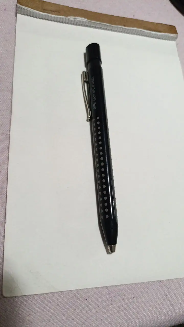 Faber castell tükenmez kalem.