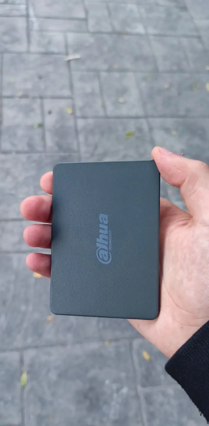 Dahua 240 gb ssd sıfır ürün sağlık:100°performans:100°