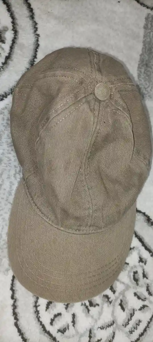 Bej  şapka
