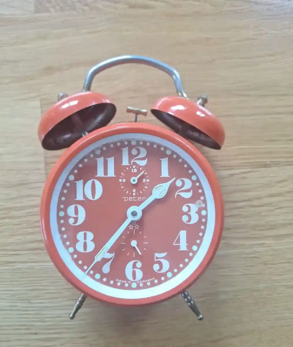 Kırmızı alarm saati