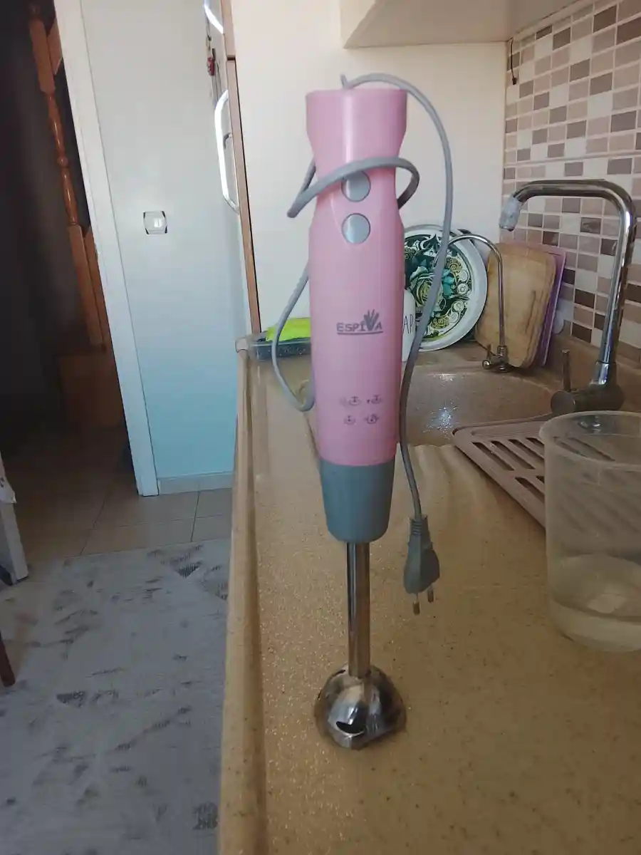 Pembe renkli el blenderi