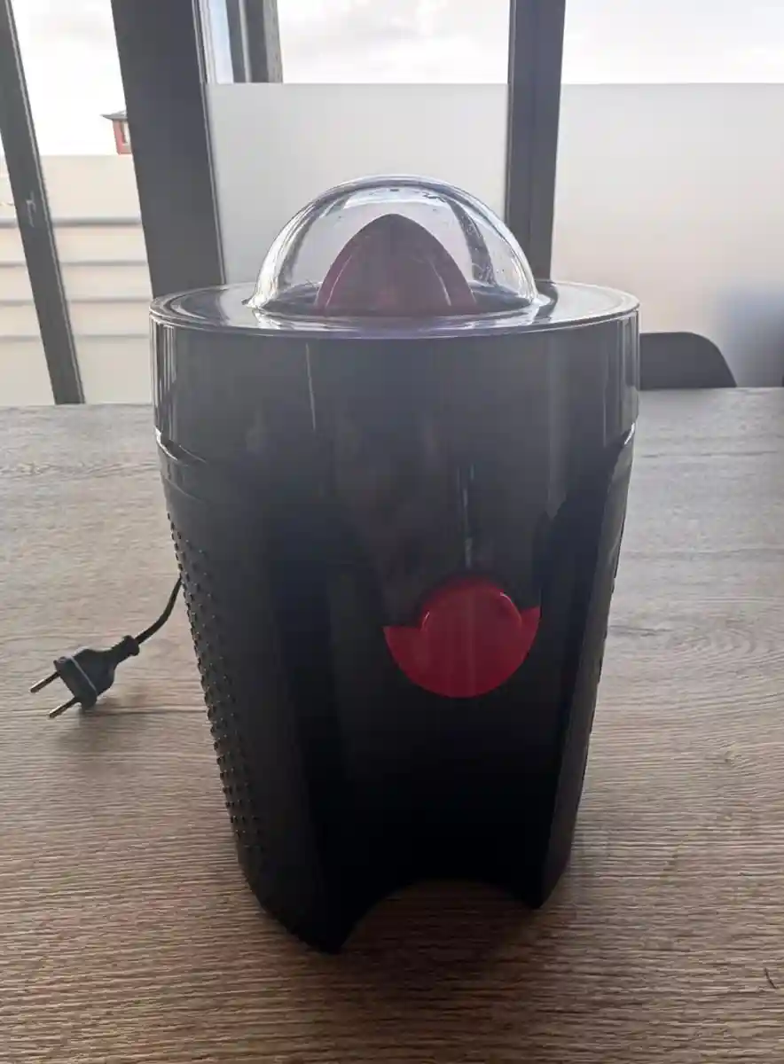 Kompakt meyve sıkacağı