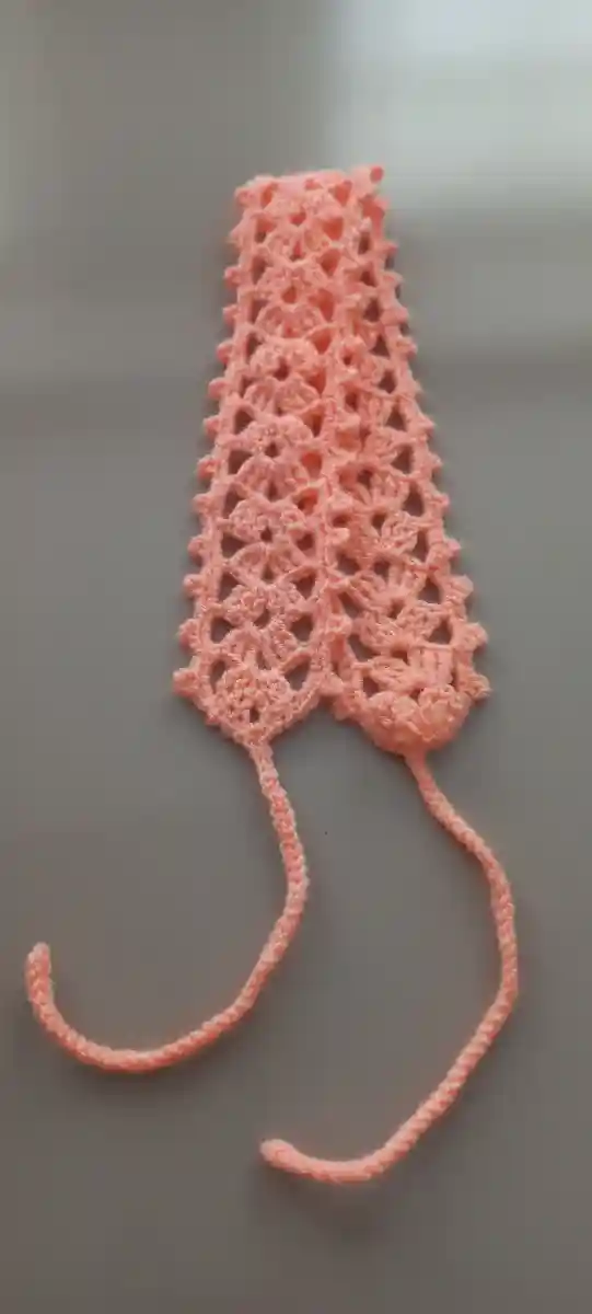 Pembe örgü bandana