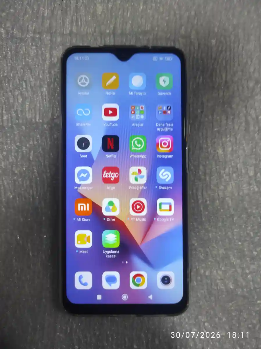 Xiaomi akıllı telefon ilan görseli