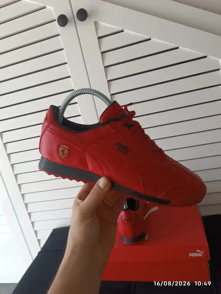 Orijinal puma kırmızı spor ayakkabı