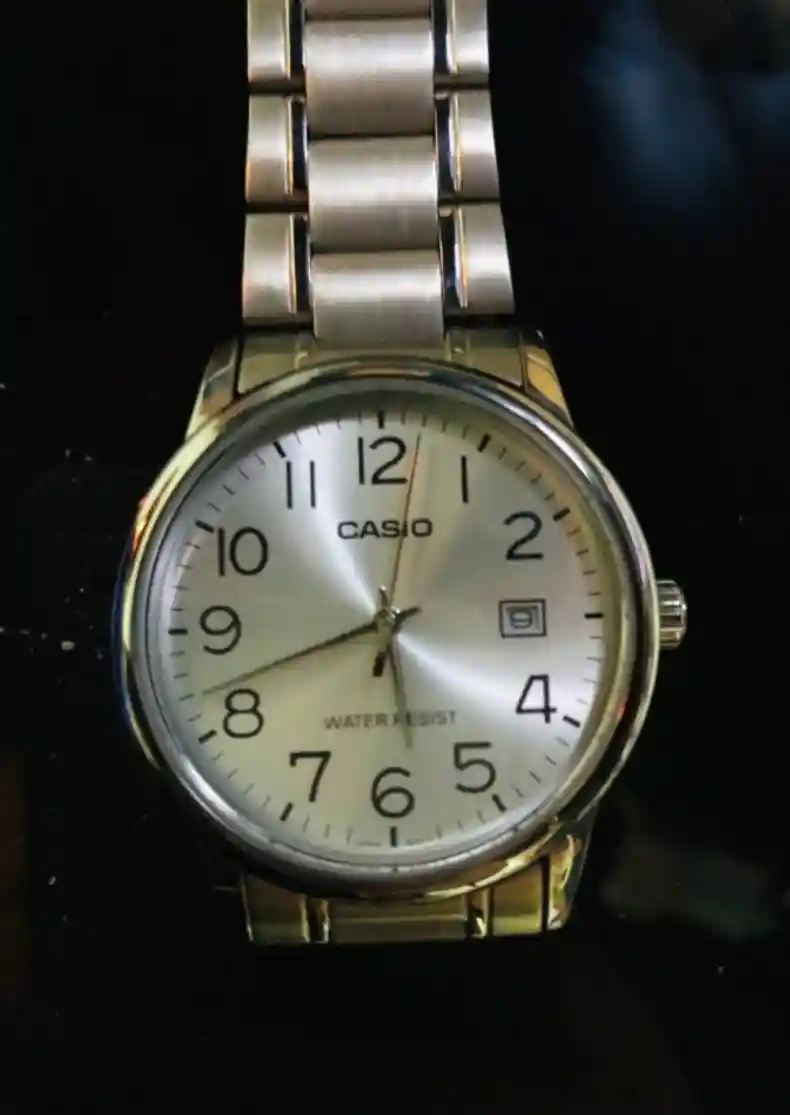 Casio su geçirmez kol saati ilan görseli