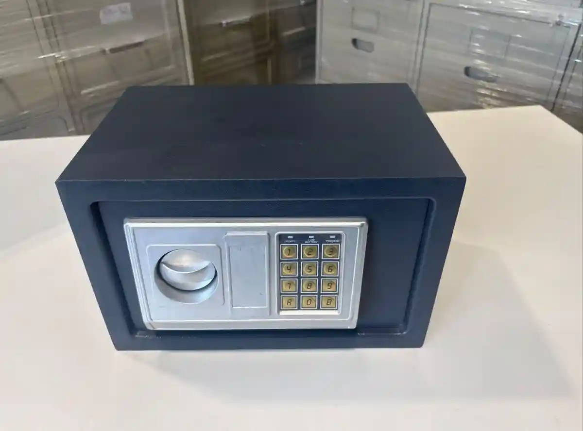 Elektronik şifreli güvenlik kasa