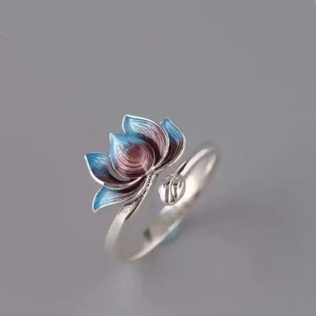 Lotus çiçeği tasarımlı çelik yüzük