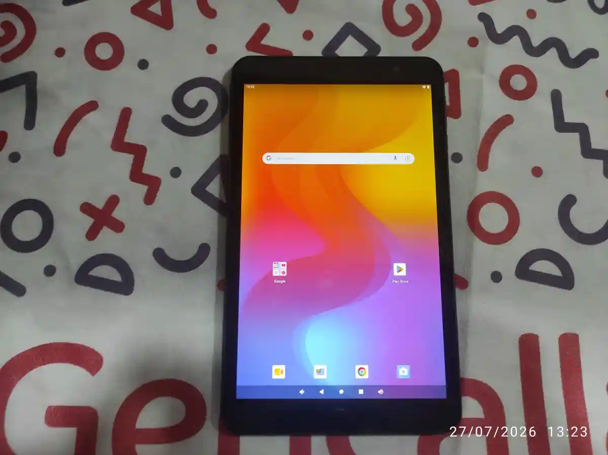 Piranha 8 inç ekran 32 gb hafıza sorunsuz sultangazi avrupa yakası