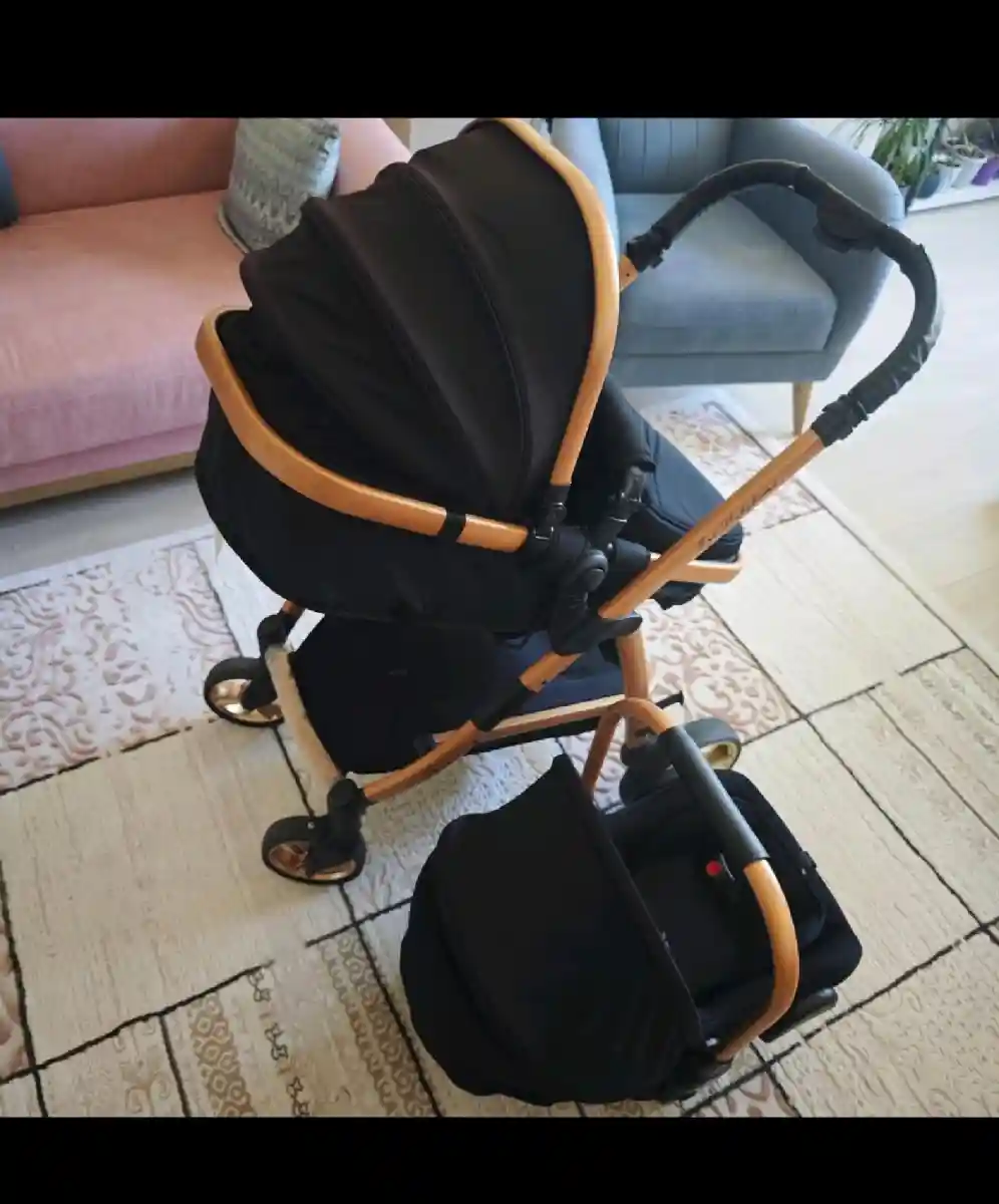 şık katlanabilir bebek arabası