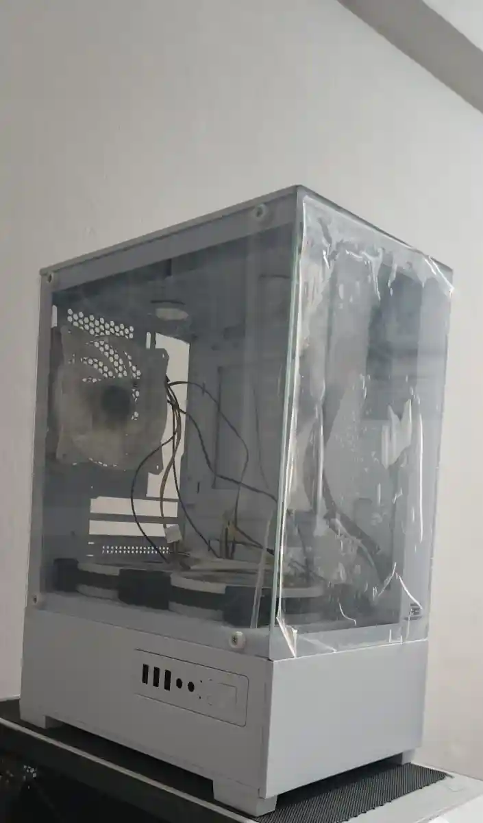 şık beyaz pc kasa sıfır kutulu ürün