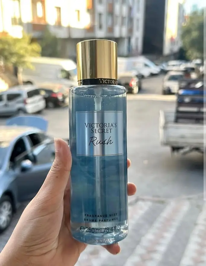 Victoria's secret rush vücut spreyi