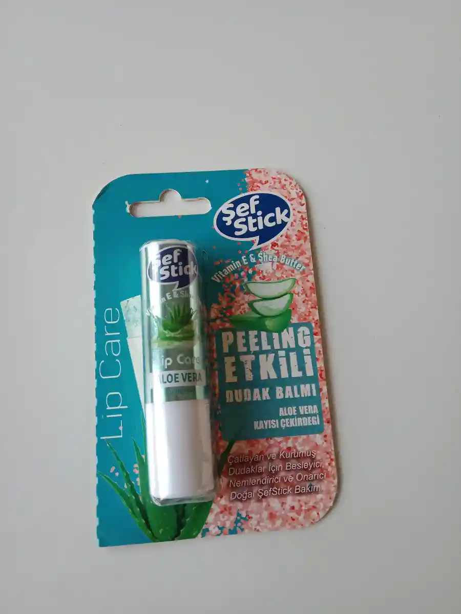 Aloe vera özlü peeling etkili dudak balmı
