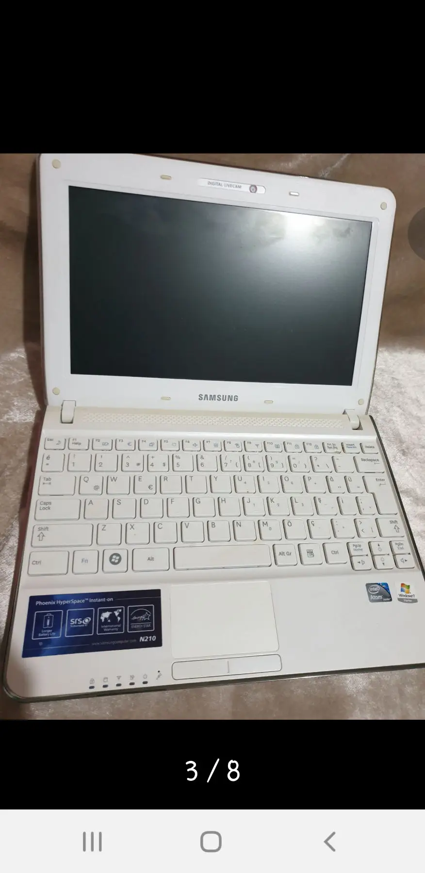 Samsung beyaz dizüstü bilgisayar