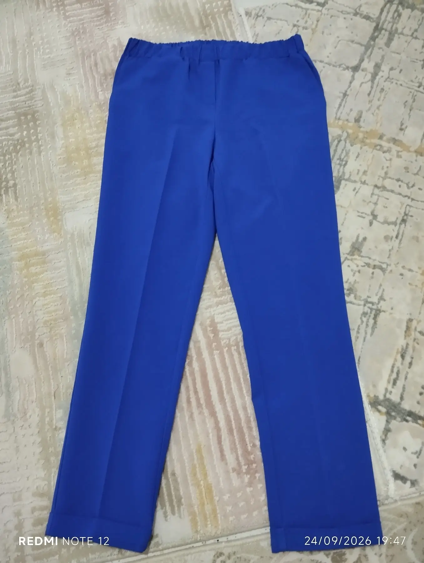 38 40 beden saks mavisi pantolon 1 2 kez kullanıldı