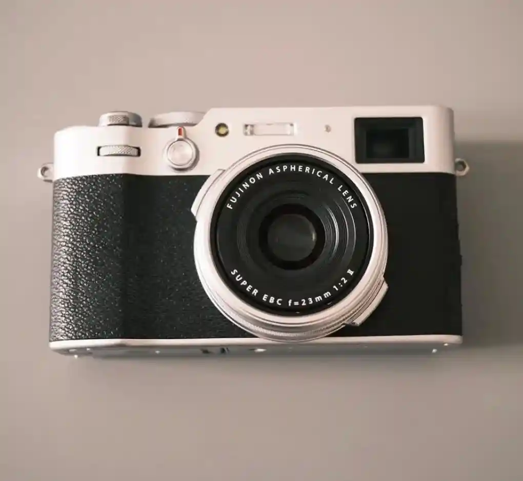 Fujifilm dijital fotoğraf makinesi