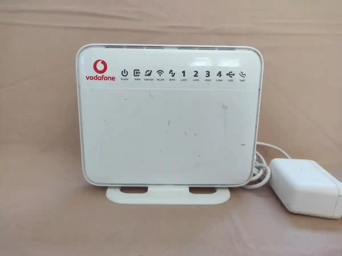 Huawei̇ vdsl2 fi̇ber 300 mbps kablosuz modem