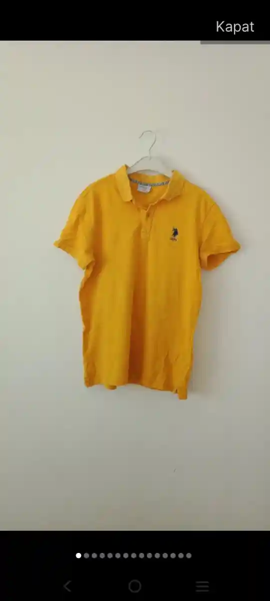Sarı polo tişört